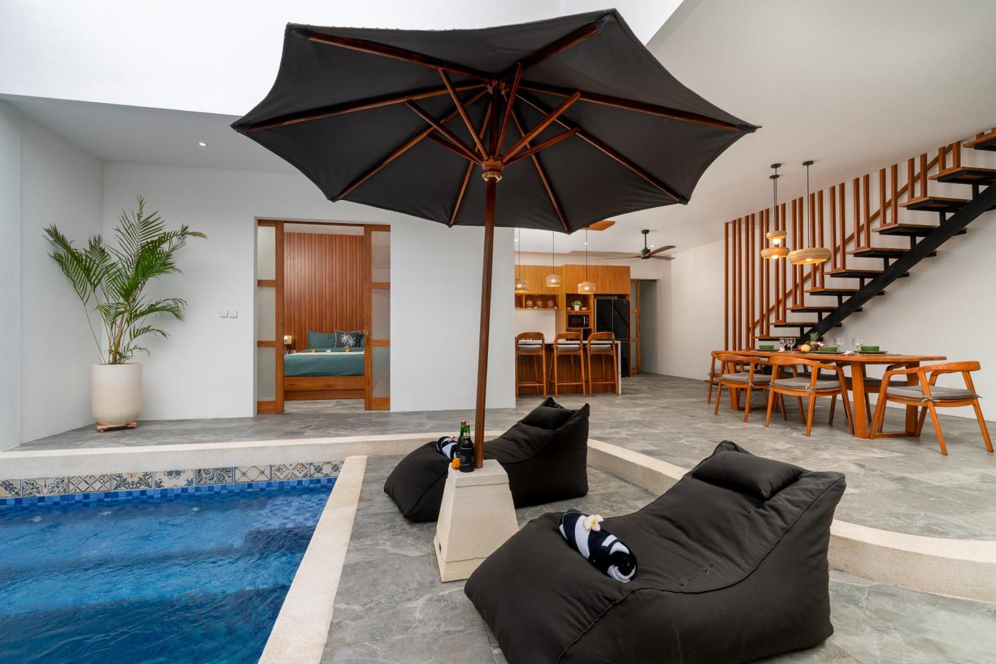 Sunset Waters Villa