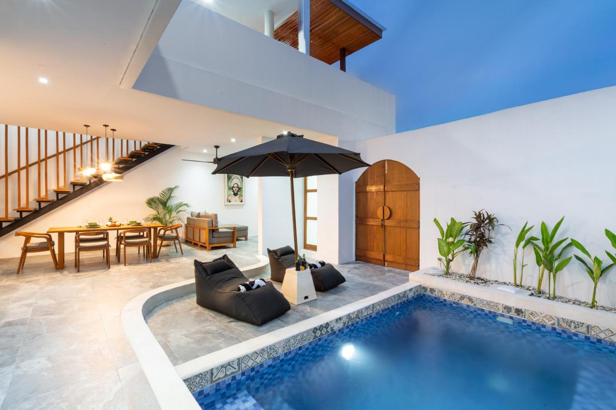 Sunset Waters Villa
